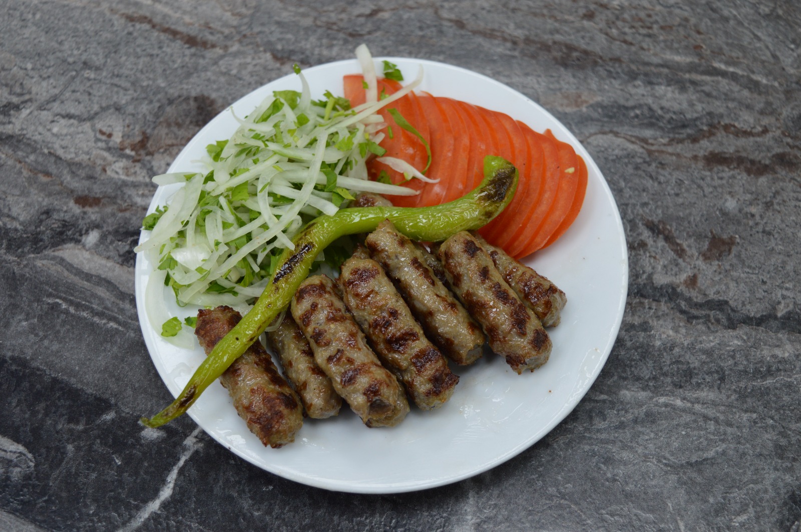 Yarım Ekmek Köfte